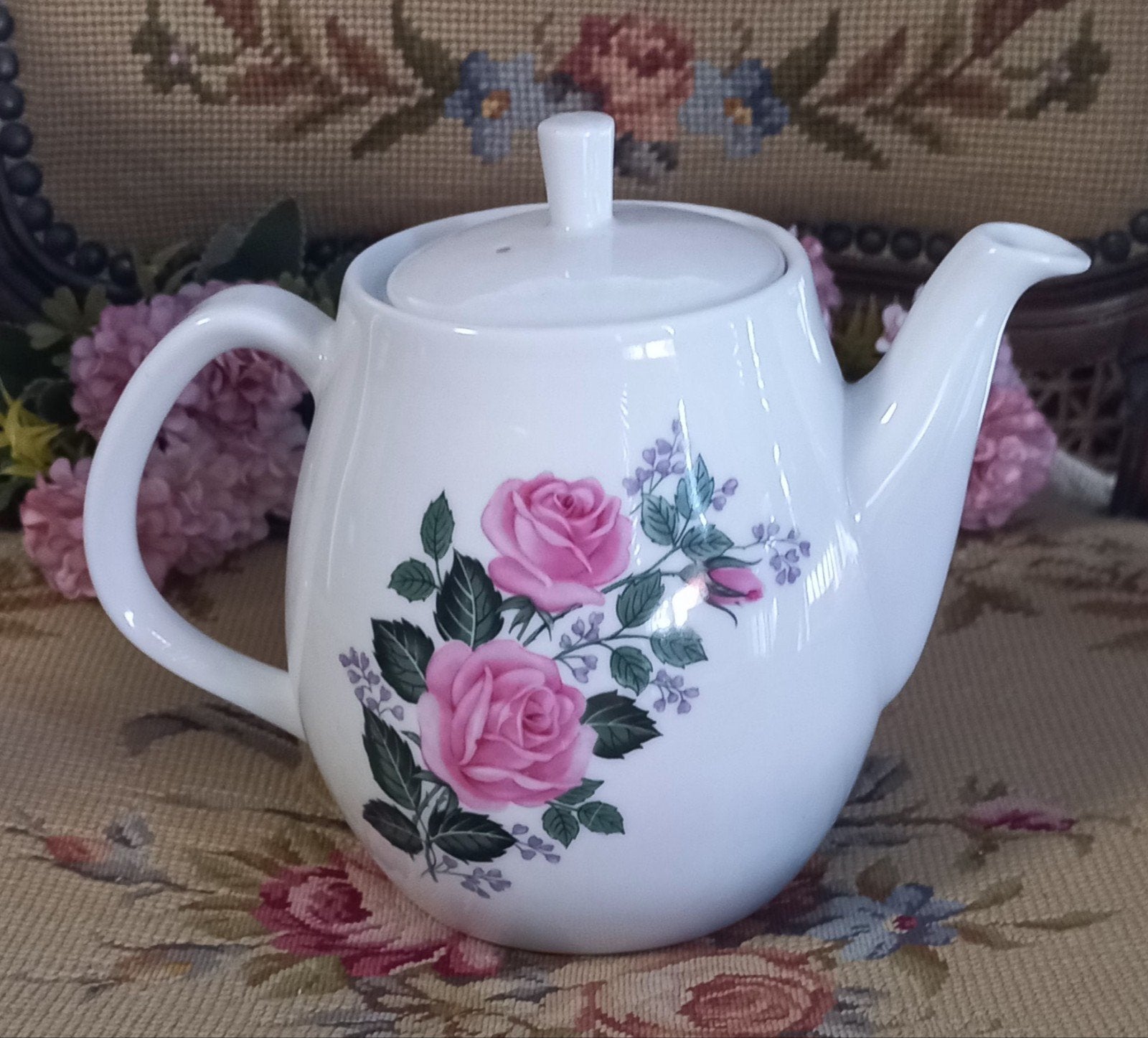 Mooie brocante theepot, roze roosjes, Mosa, 3 boogjes, Ophalen of Verzenden
