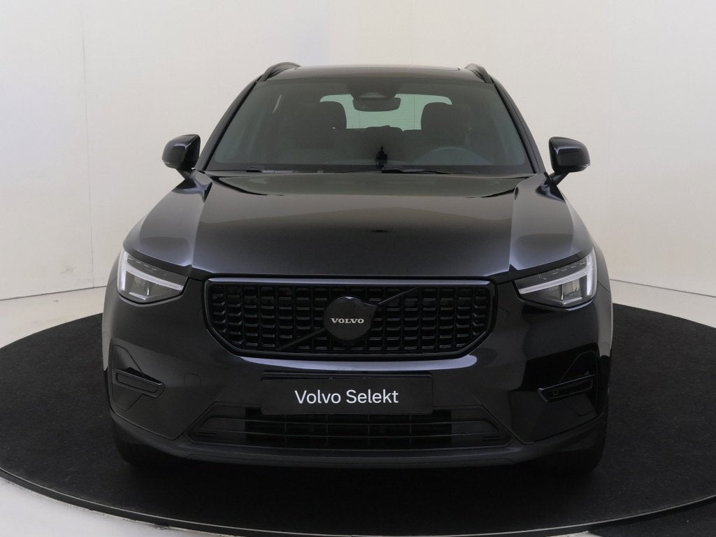 Volvo XC40 B3 Plus Black Edition | Panoramadak | Harman/Kard, Auto's, Gebruikt, 4 cilinders, Bedrijf, 1600 kg