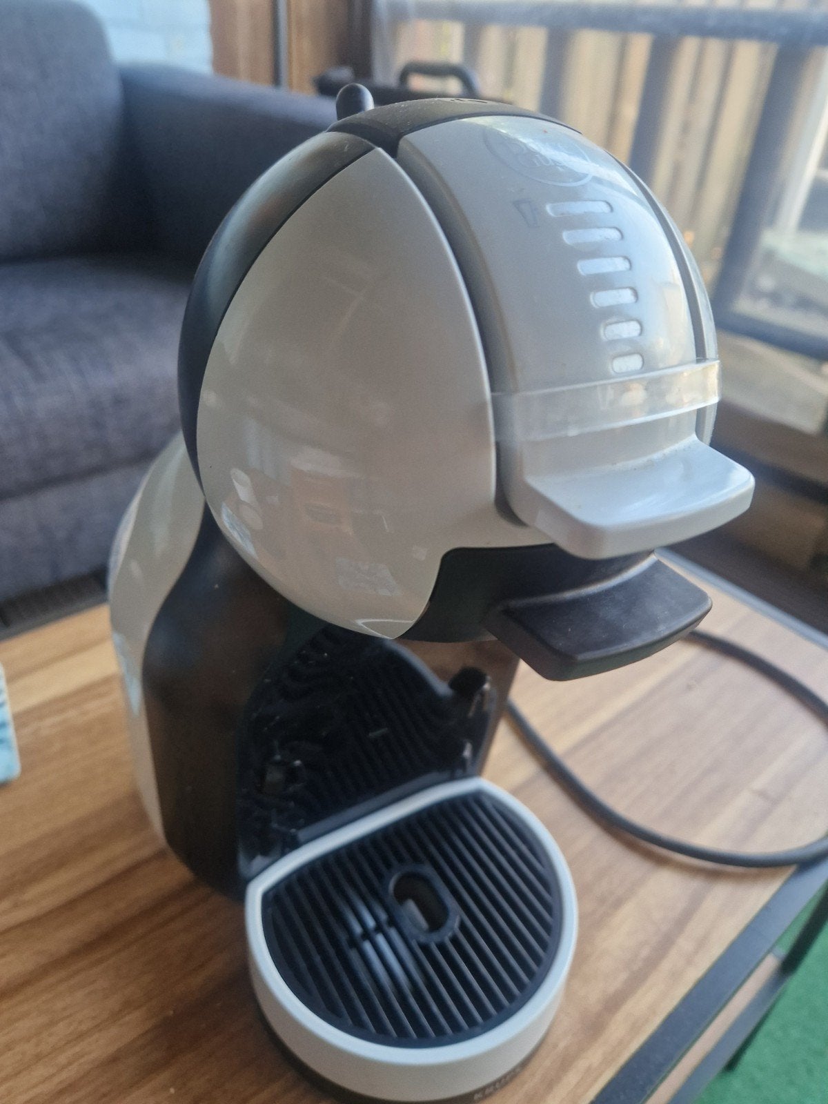 Krups  Dolce Gusto Mini Me Koffiecupmachine, Koffiepads en cups, Koffiemachine, Ophalen of Verzenden, Zo goed als nieuw