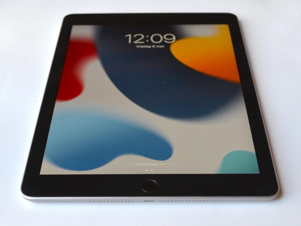 iPad 6 128GB (2018) Zwart: perfecte staat, garantie, 9 inch, Apple iPad, Zwart, Zo goed als nieuw