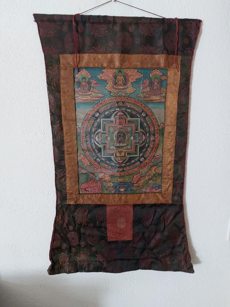 Antieke Thangka met Mandala - Boeddhistische Kuns, Antiek en Kunst, Ophalen of Verzenden