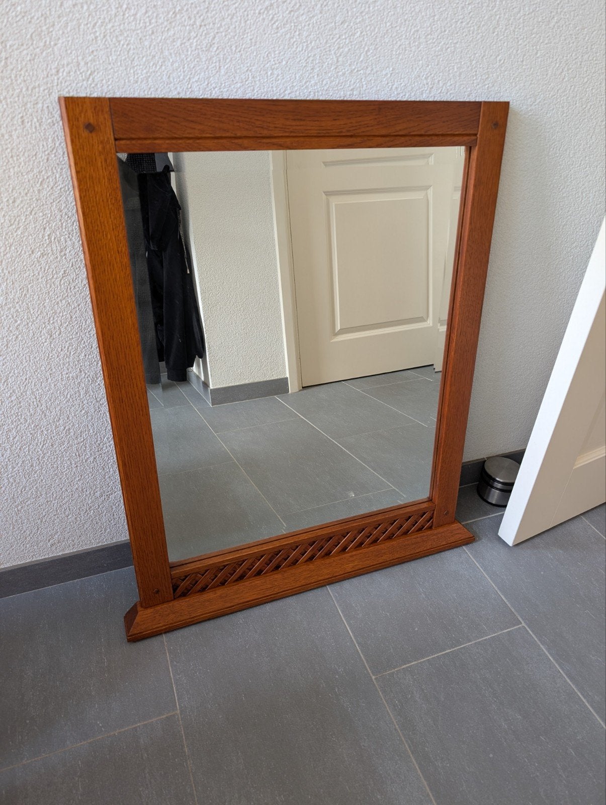 Kersen houten spiegel met decoratieve rand (63 x 80 cm), Ophalen, Gebruikt, Minder dan 100 cm, Rechthoekig