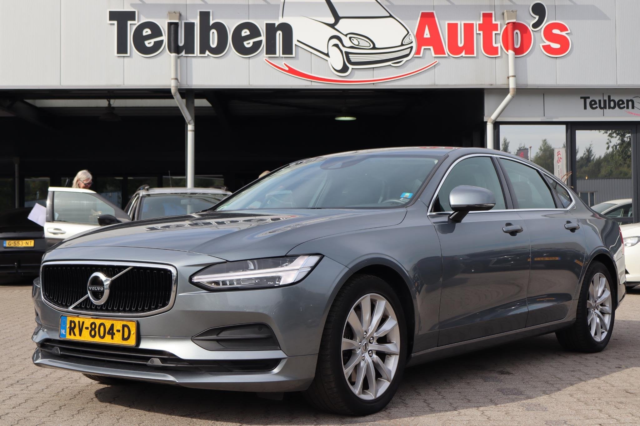 Volvo S90 2.0 T4 Momentum+ | Digitale cockpit | Parkeerhulp, Automatische klimaatregeling, 15 km/l, Euro 6, 1969 cc