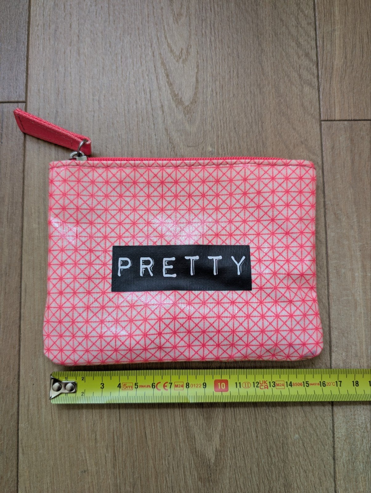 Klein roze make-up tasje / etuitje met 'PRETTY' opdruk, Ophalen of Verzenden, Gebruikt, Roze, Softcase
