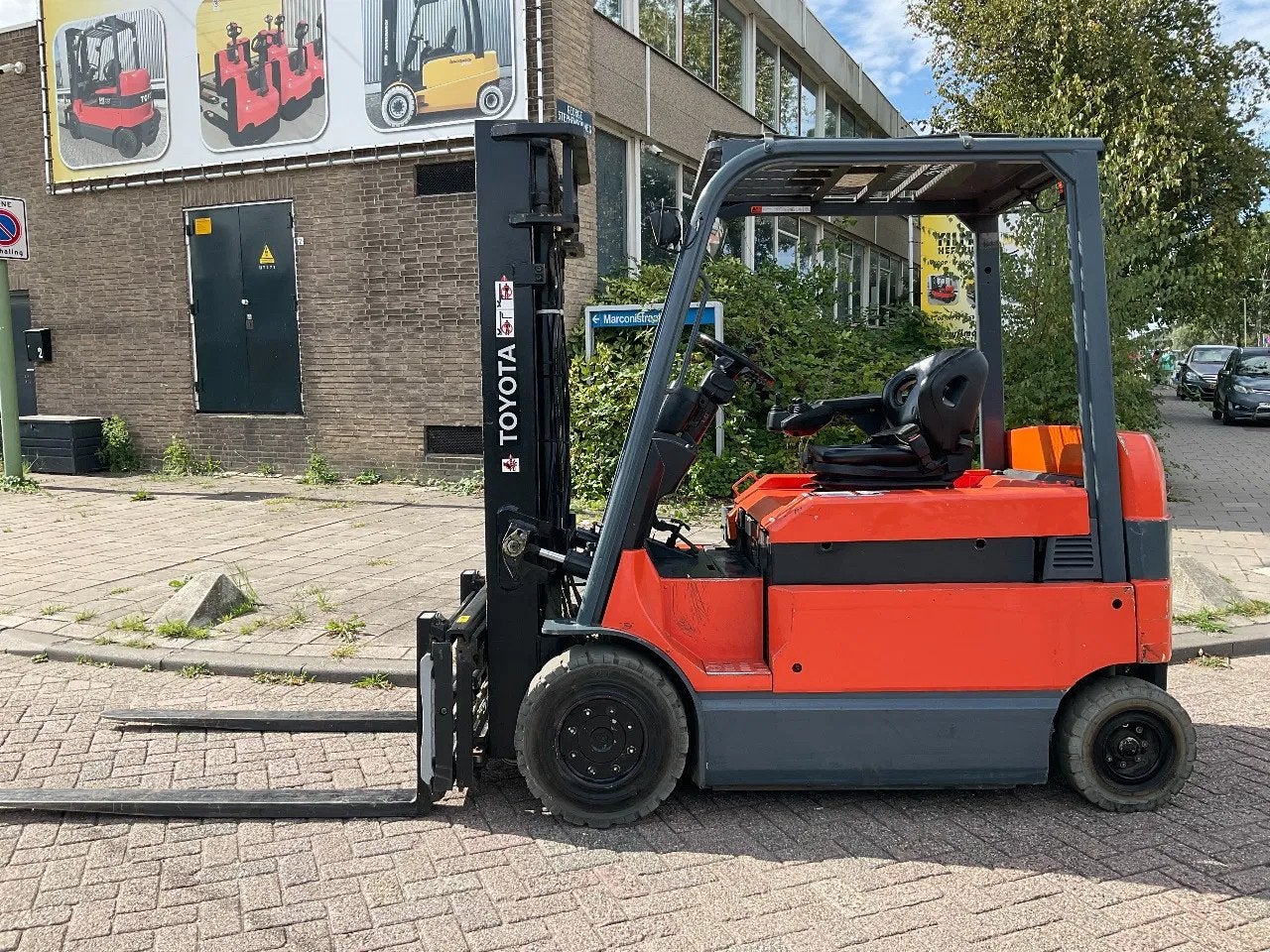 Toyota 7FBMF30 3000KG 3.30METER HEFTRUCK (bj 2012), Zakelijke goederen, Machines en Bouw | Heftrucks en Intern transport, Heftruck