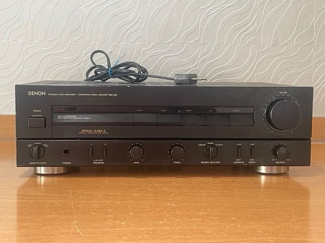 Mooie zware DENON PMA520 stereo versterker, Ophalen of Verzenden, Zo goed als nieuw