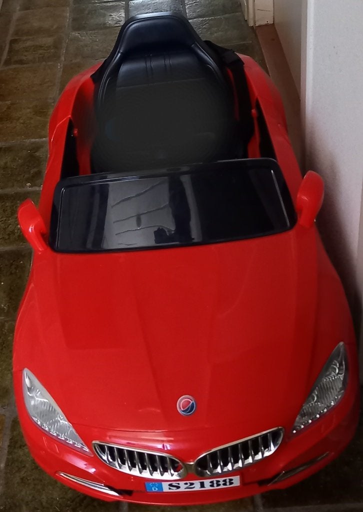 Rode elektrische BMW kinderauto bijna nieuw, Zo goed als nieuw