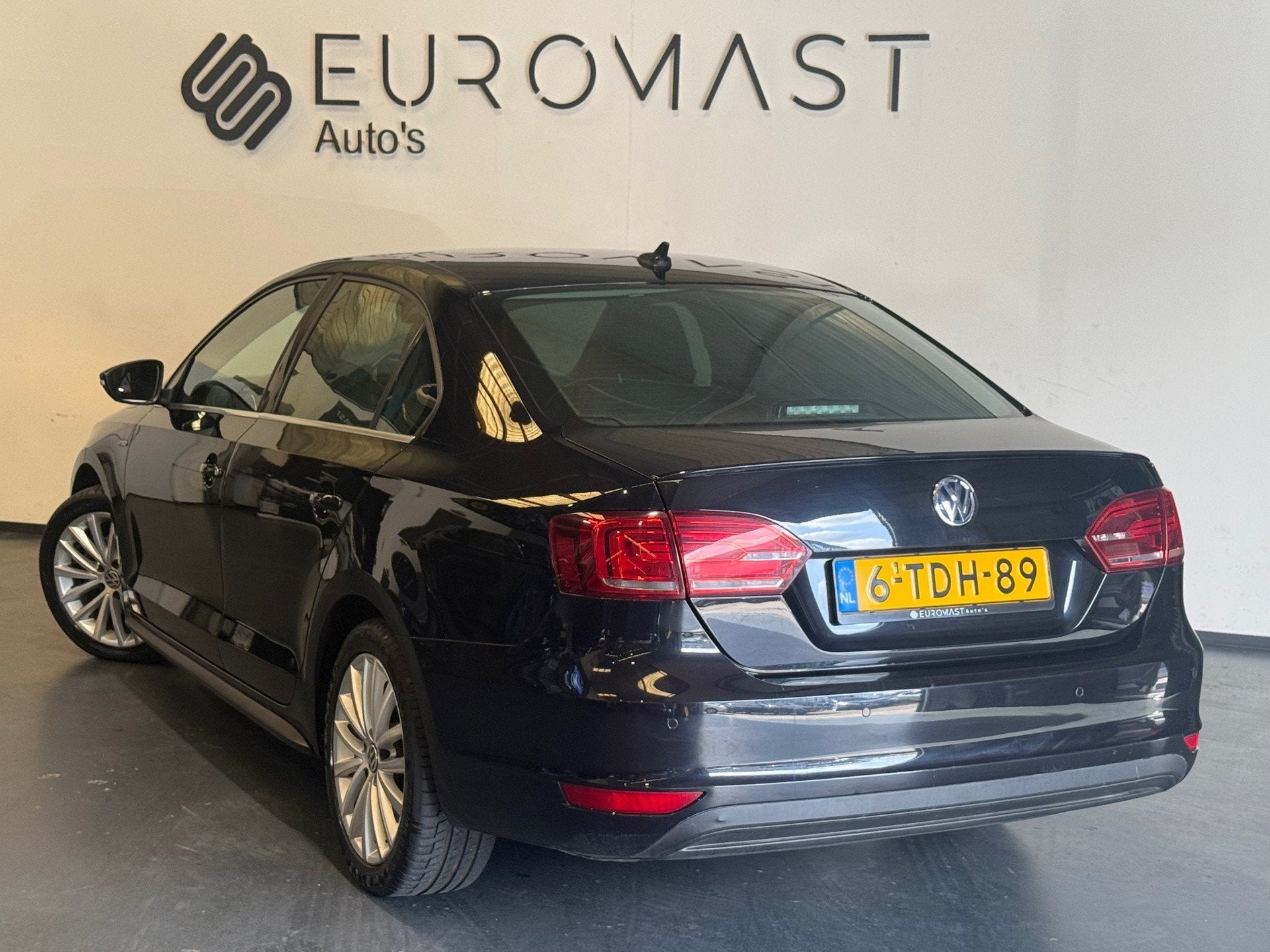 Volkswagen Jetta 1.4 TSI Hybrid Comfortline EXPORT!, Auto's, Stof, Gebruikt, Euro 6, 4 cilinders