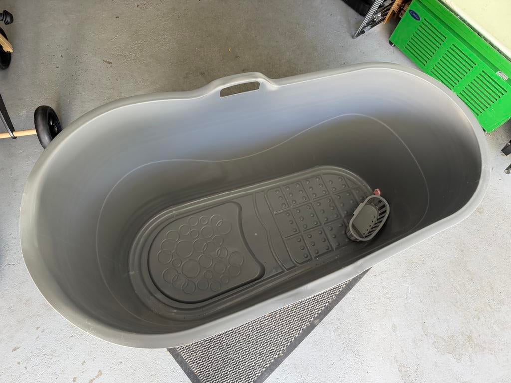 Bath bucket, Ophalen, Zo goed als nieuw