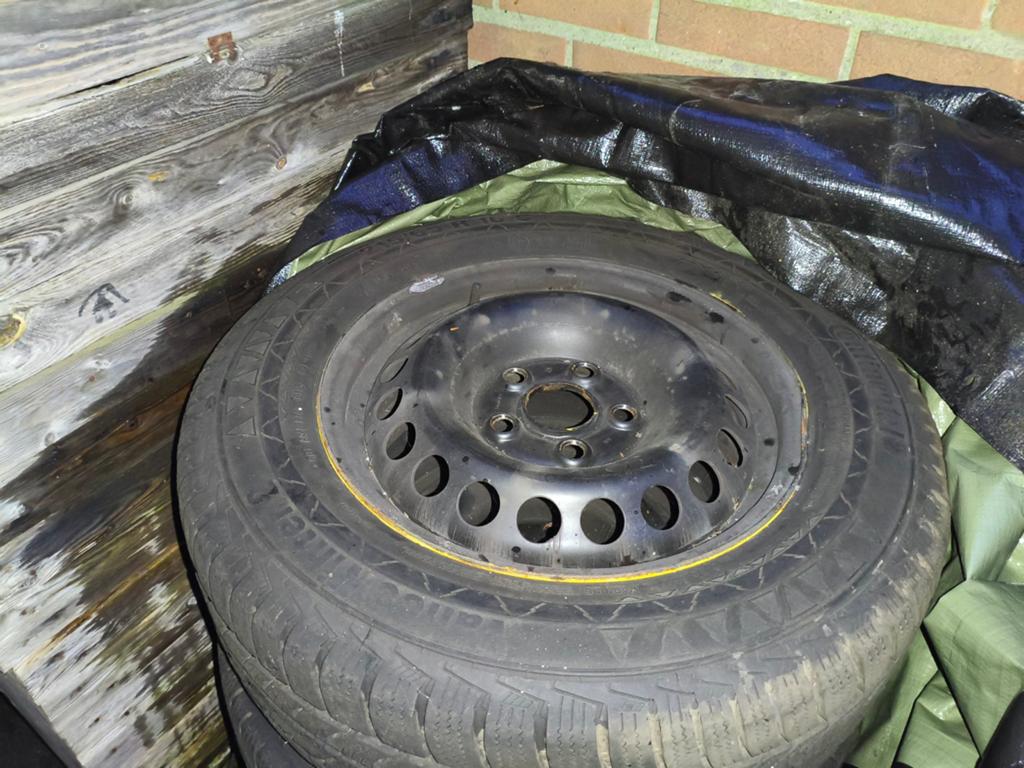 1x Continental 215/65 R16 C band op stalen velg, Auto-onderdelen, Banden en Velgen, Ophalen, 16 inch, Banden en Velgen, Zomerbanden