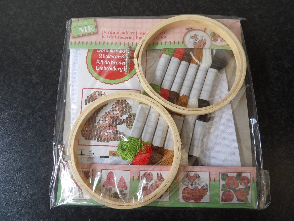 Nieuw borduurpakket, Hobby en Vrije tijd, Ophalen of Verzenden, Nieuw, Handborduren, Borduurpakket