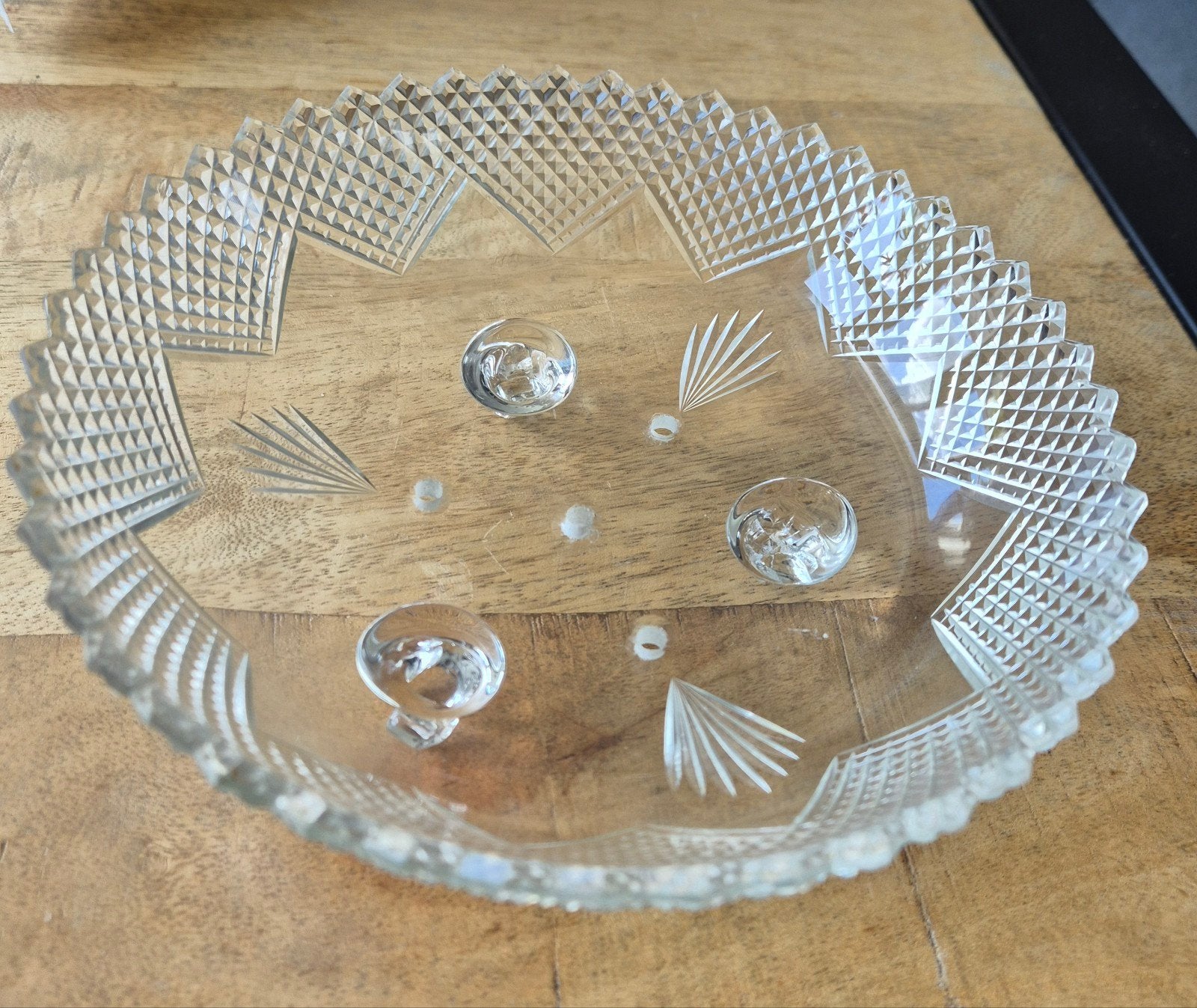Antieke kristallen schaal op voetjes, Antiek en Kunst, Antiek | Glas en Kristal, Ophalen of Verzenden