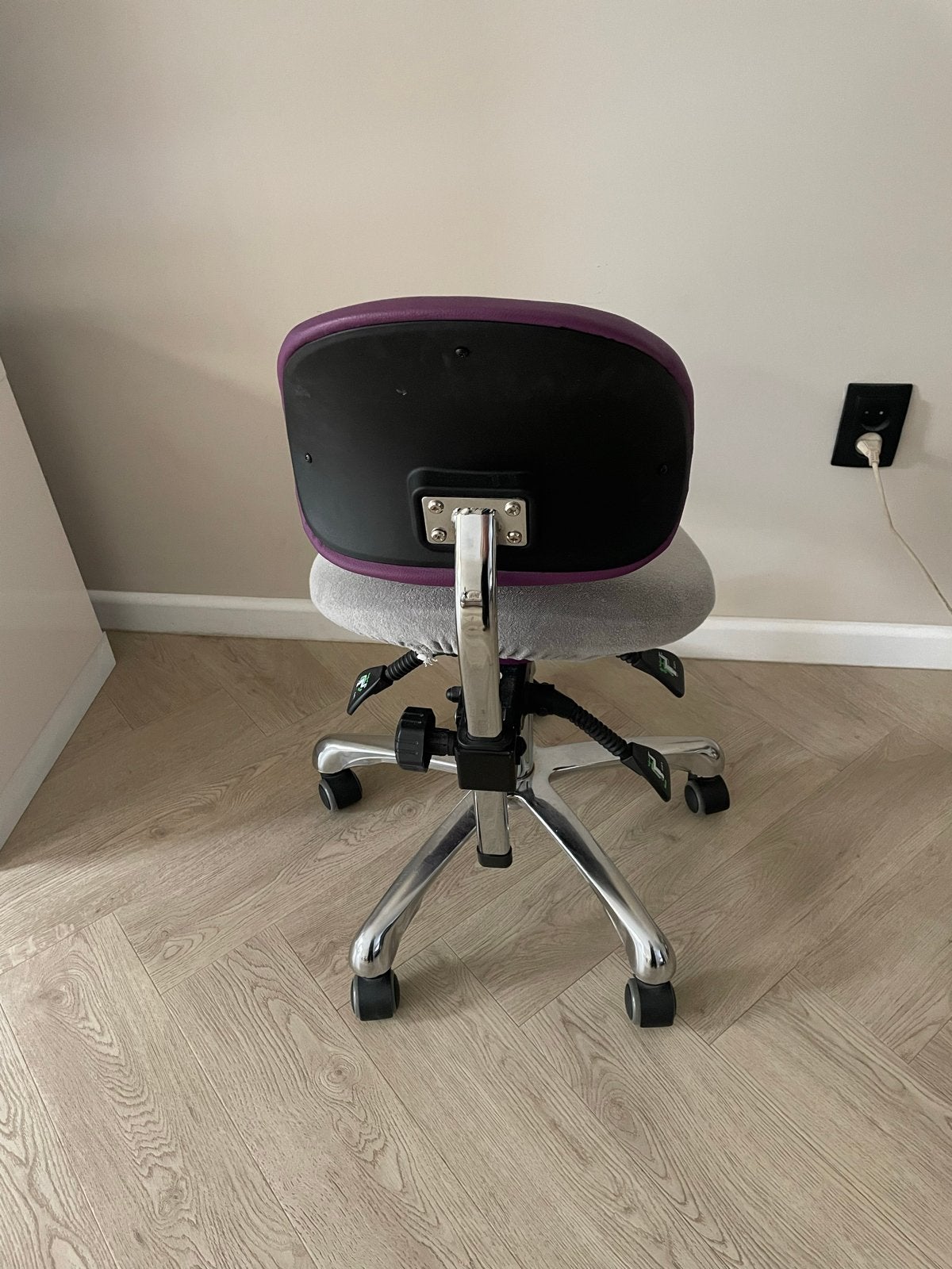 Ergonomische Zadelkruk met Rugleuning - Zilver Vos, Ophalen, Gebruikt, Paars, Bureaustoel