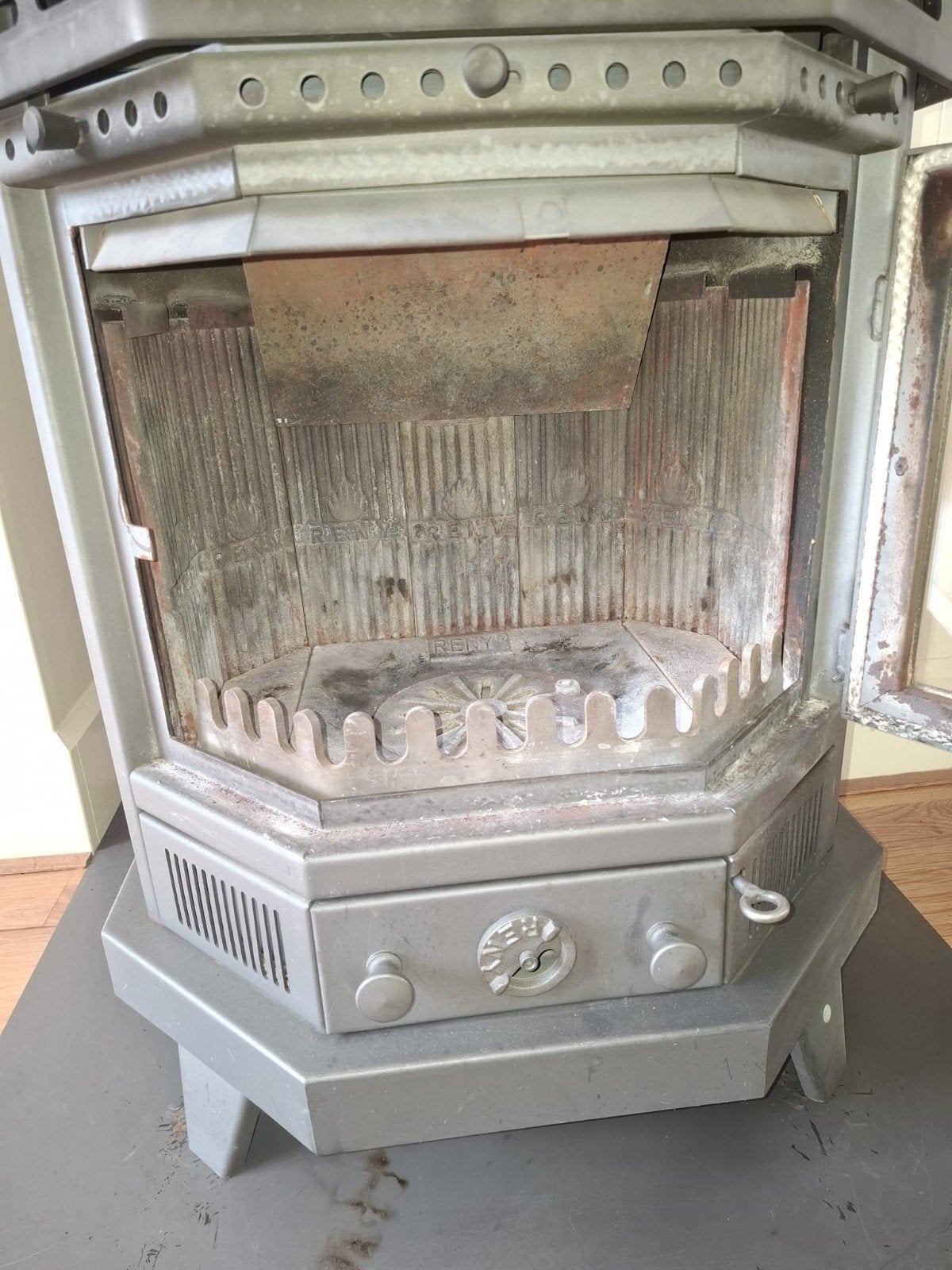 Reny houtkachel 8 kw, Huis en Inrichting, Ophalen, Gebruikt, Hout, Houtkachel