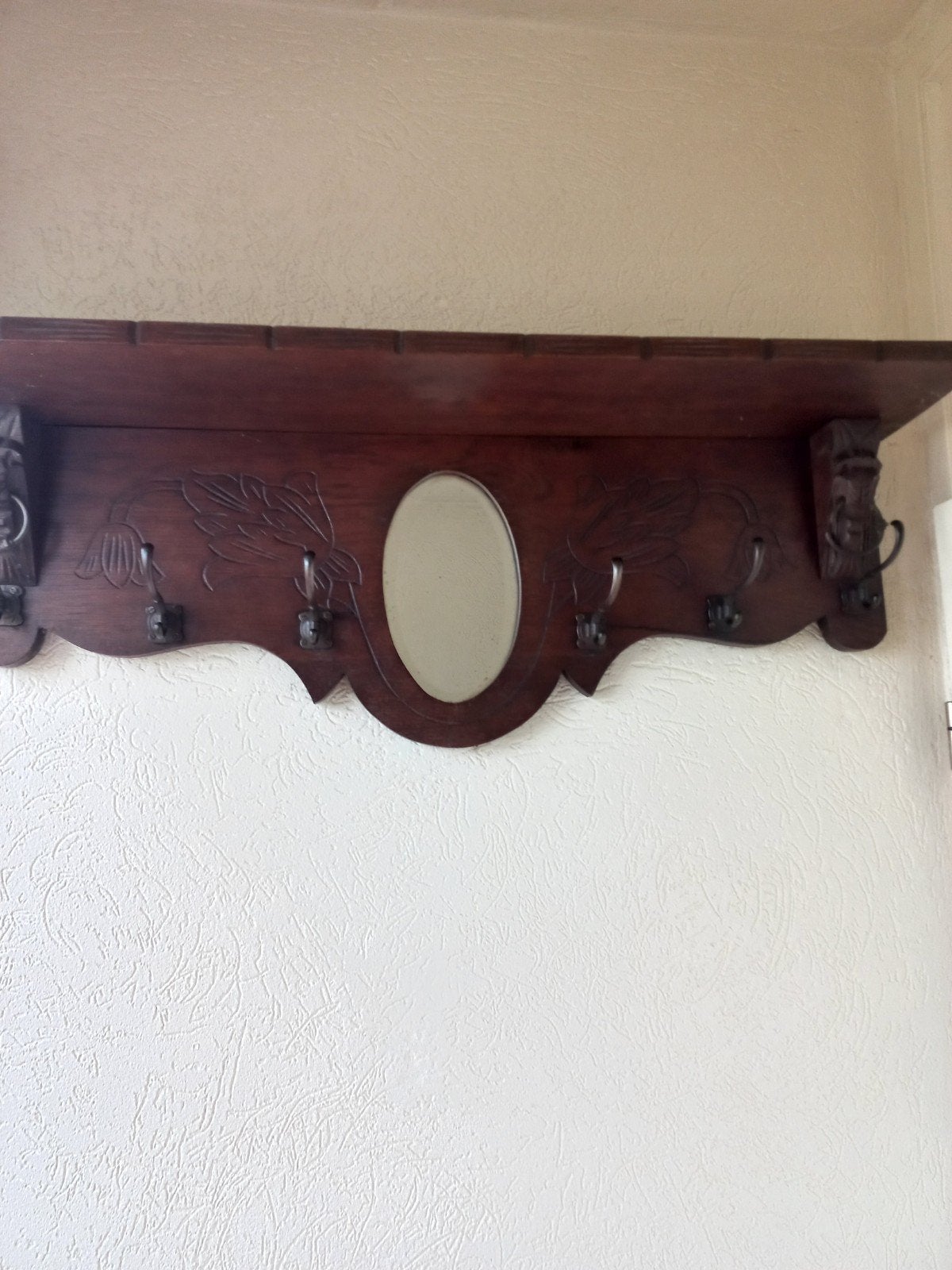 Mooie oude houten wandkapstok met spiegel en houtsnijwerk, Ophalen of Verzenden, Gebruikt, Hout, Wandkapstok