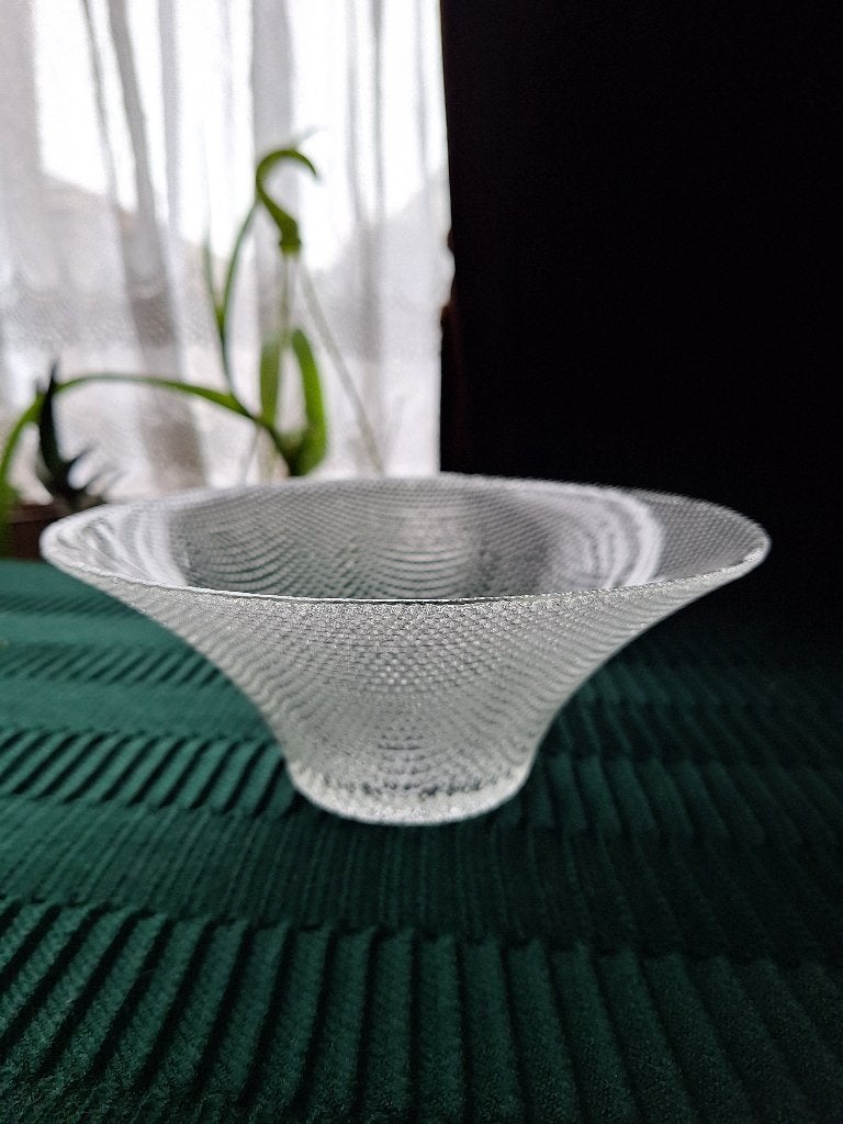 Mooi bewerkte schaal, Schaal, Rond, Ophalen of Verzenden, Glas