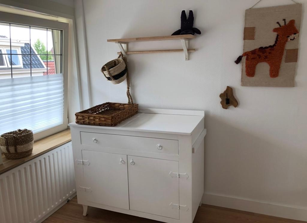 Prachrige houten commode, Ophalen, 50 tot 70 cm, 100 cm of meer, 90 tot 105 cm