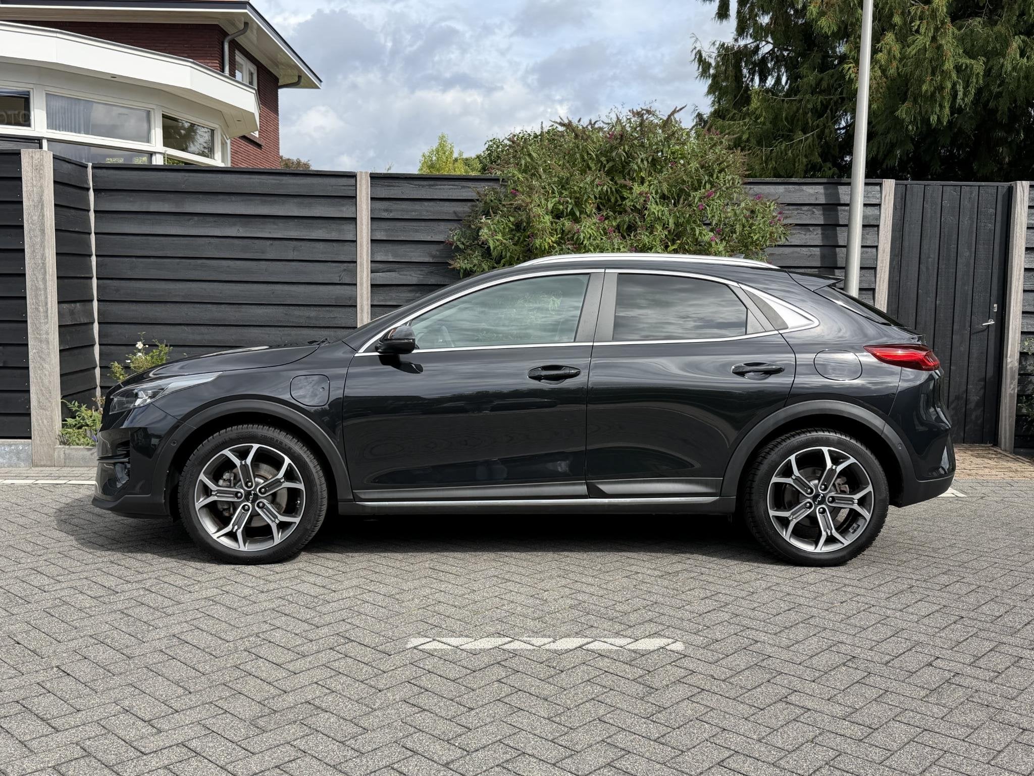 Kia XCeed ExecutiveLine 1.6 GDi PHEV 140PK DCT6 Automaat Ach, Auto's, Gebruikt, Zwart, Bedrijf, Geïmporteerd