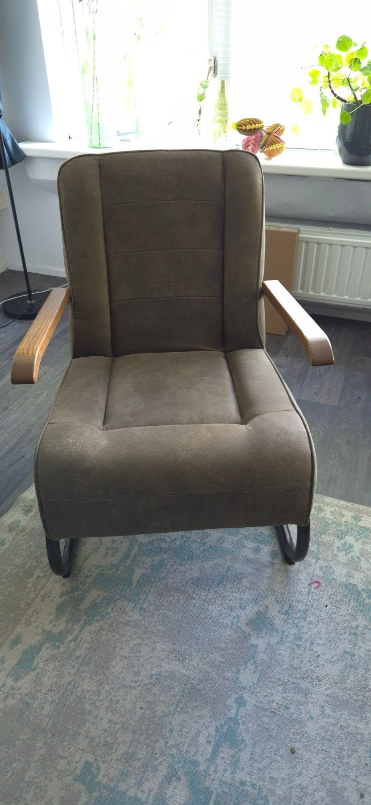 Fauteuil Ivar Leenbakker, olijfkleurig, z.g.a.n., Huis en Inrichting, Ophalen, 75 tot 100 cm, Zo goed als nieuw, Stof