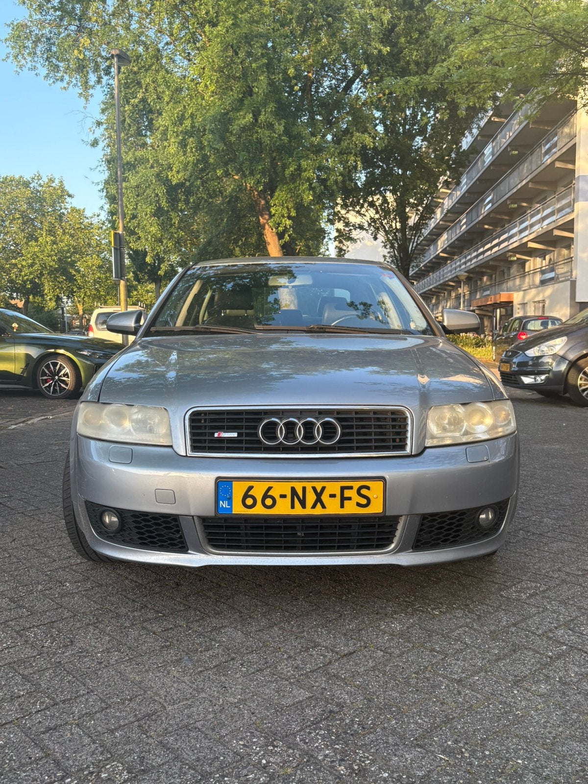 Audi A4 2.0 Sport 2004 – rijdt goed, APK tot juli 2026, Auto's, Audi, 4 cilinders, 1984 cc, A4, Origineel Nederlands