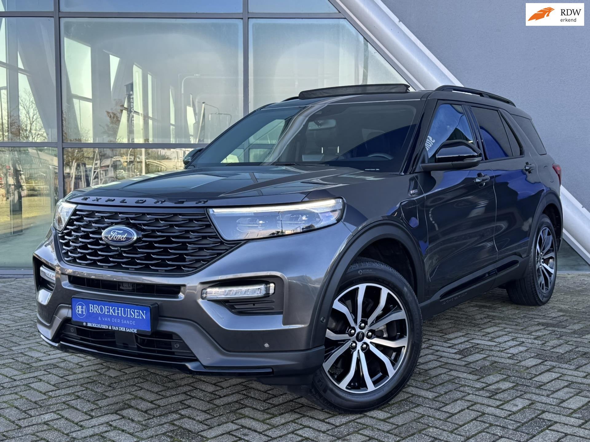 Ford Explorer 3.0 V6 EcoBoost PHEV ST-Line 457pk Panoramadak, Automaat, Dealer onderhouden, Zwart, Bedrijf