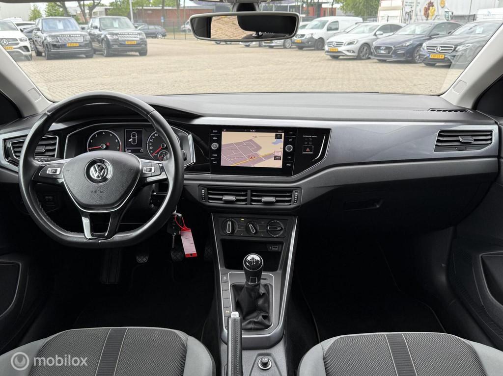 Volkswagen Polo 1.0 TSI Highline NAVI|PDC|STOELVERWARMING, Auto's, 1063 kg, Gebruikt, 95 pk, Zwart