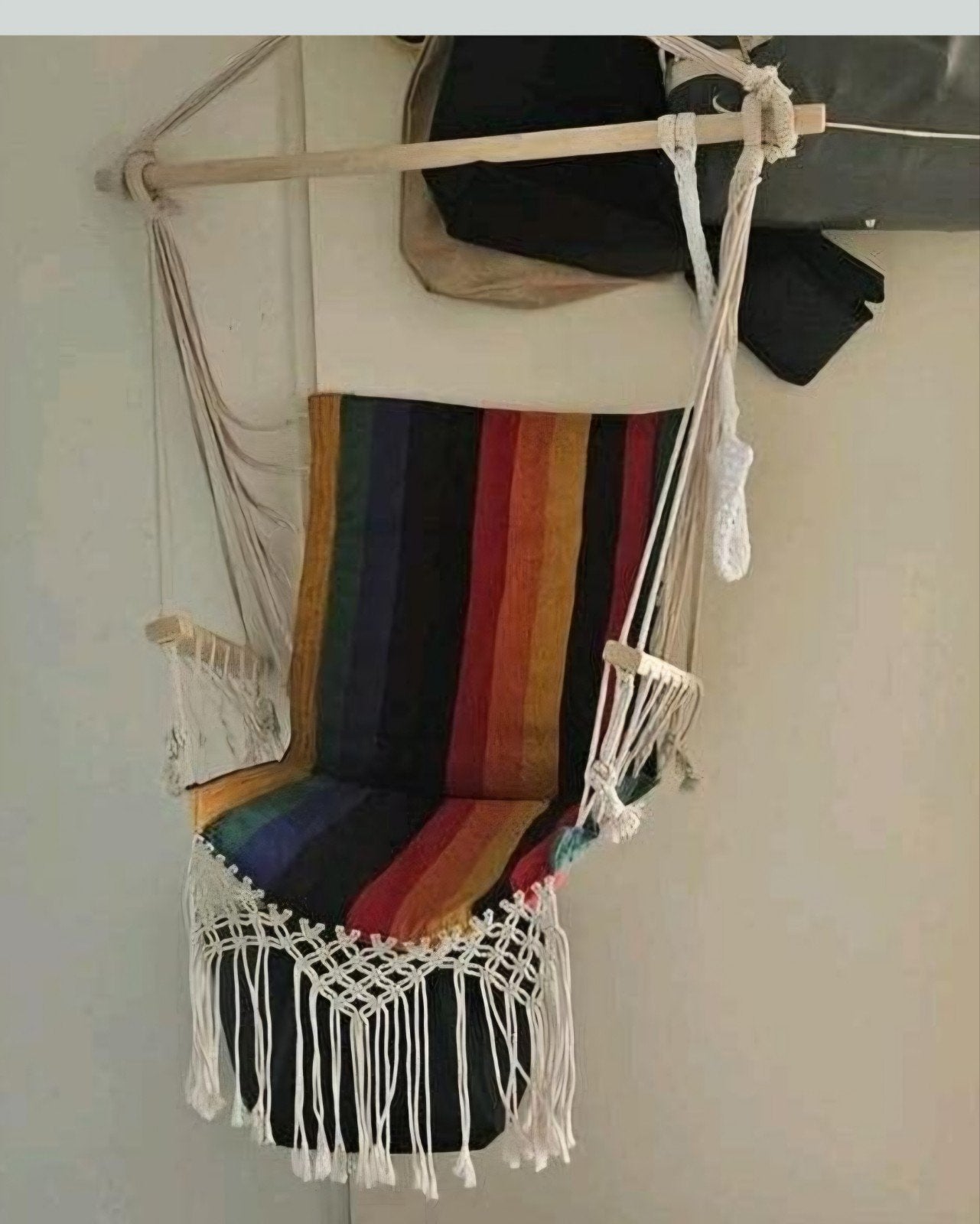 Hangstoel met kleurrijk kussen, Ophalen, Gebruikt, Meerkleurig, Overige stijlen