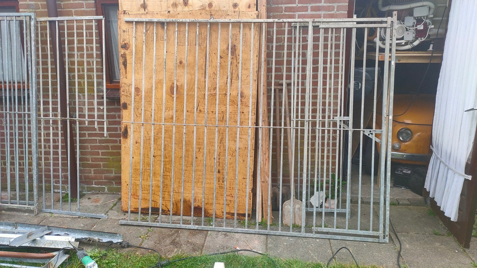 Honden kennel honden hok, Ophalen