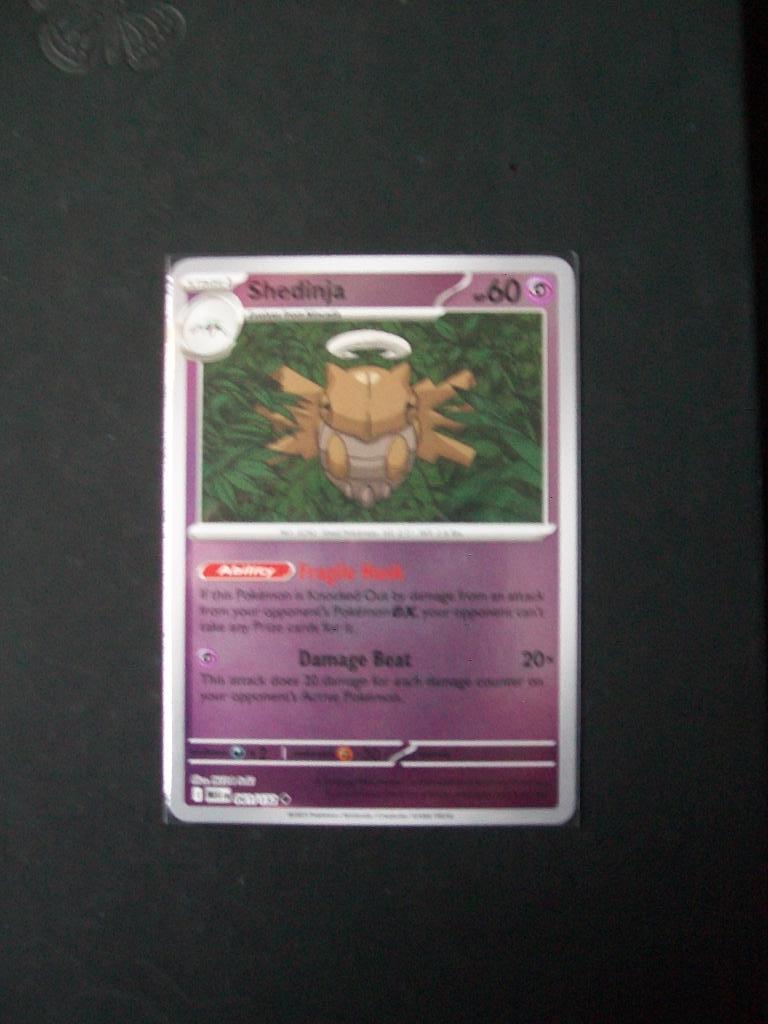 8637. Nieuwe Pokemon Kaart holofoil SHEDINA HP 60 (061/132), Verzenden, Nieuw, Losse kaart, Foil