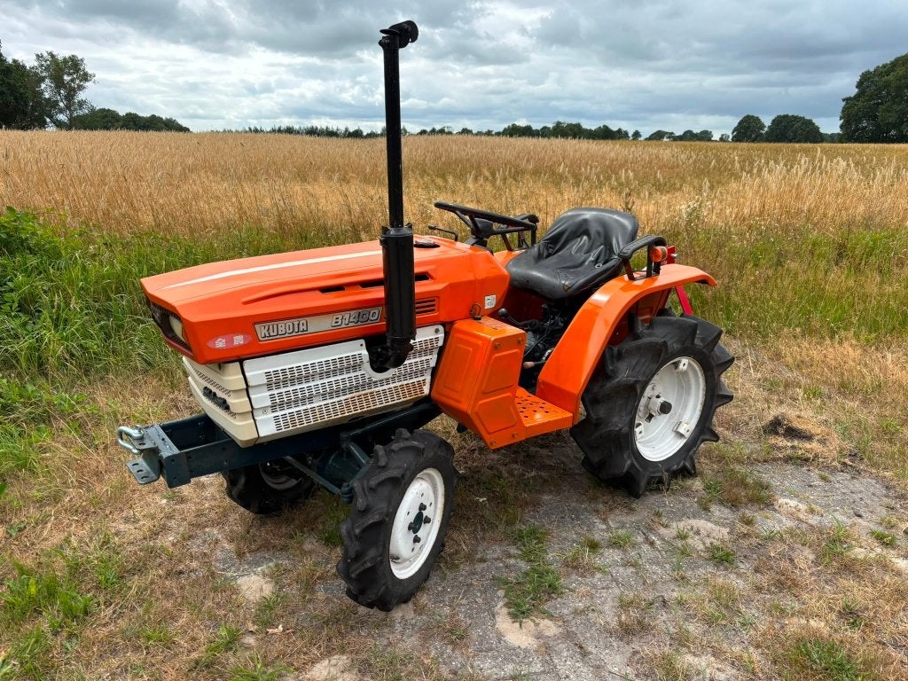 Kubota B1400 minitrekker, Tuin en Terras, Zitmaaiers, Ophalen, Zo goed als nieuw, Kubota, Versnellingen