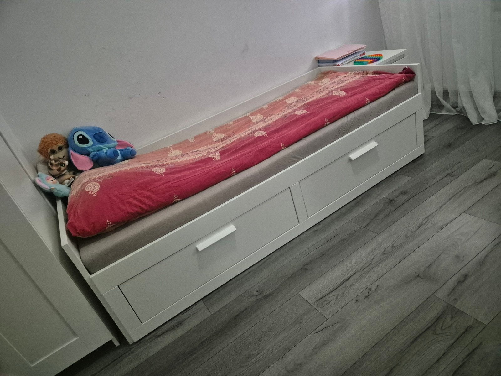 IKEA BRIMNES kledingkast en bedbank, Huis en Inrichting, Ophalen, Zo goed als nieuw, Eenpersoons