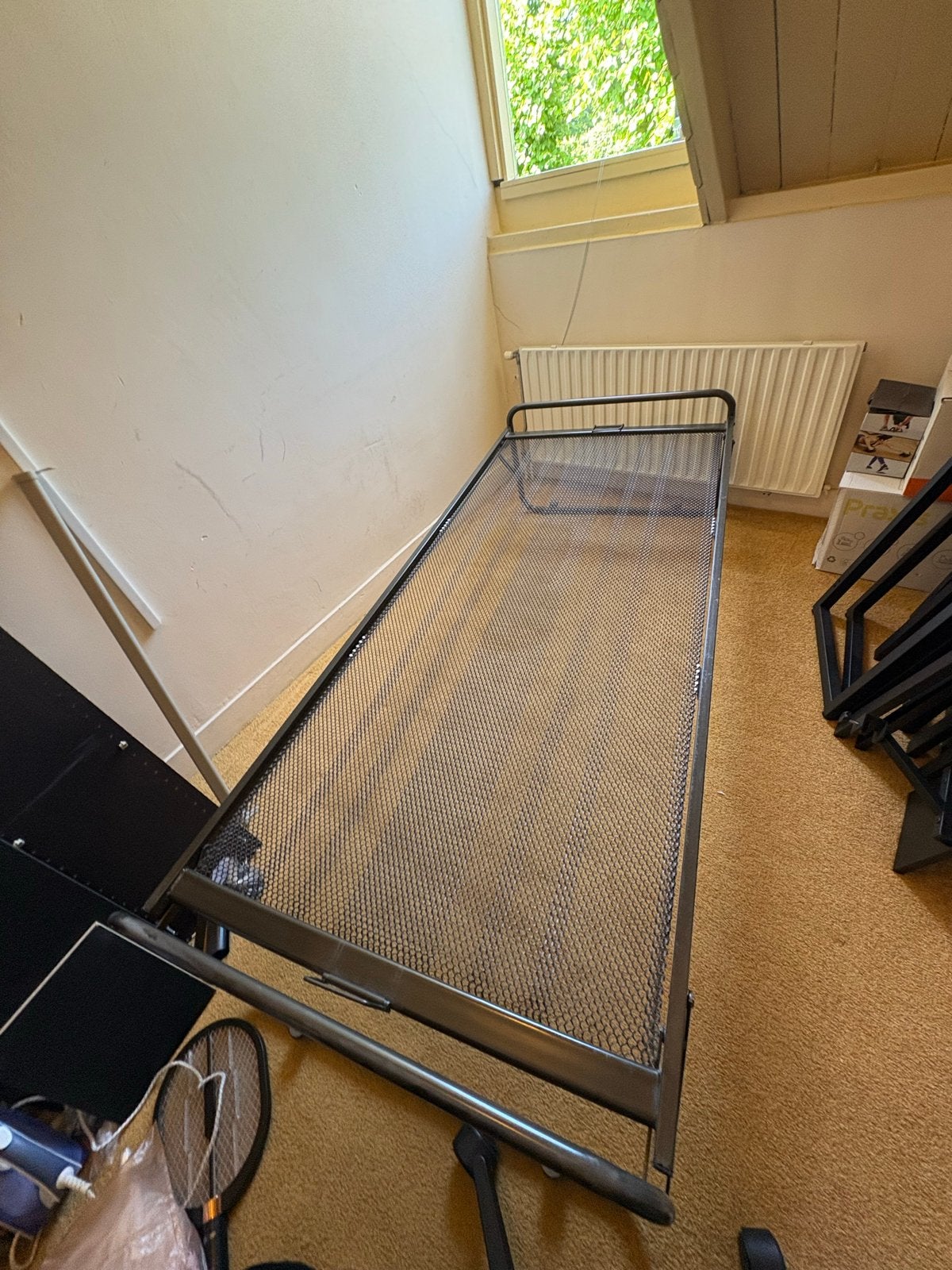 Metalen eenpersoonsbed - Stevig, Ophalen, Gebruikt, 90 cm, Eenpersoons