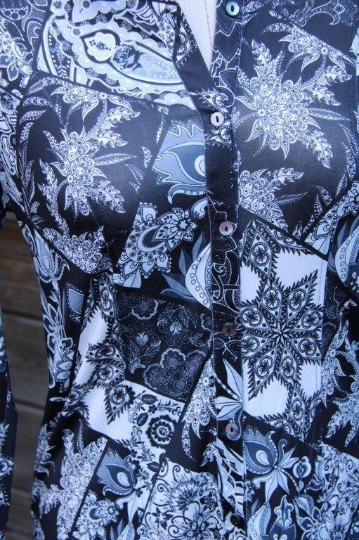 Blouse zwart/ offwhite Etoile du Monde mt 2 (36) Vaste prijs, Kleding | Dames, Ophalen of Verzenden, Zo goed als nieuw, Maat 36 (S)