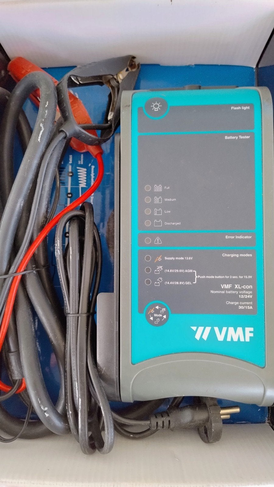 vmf acculader 12 en 24 volt., Ophalen