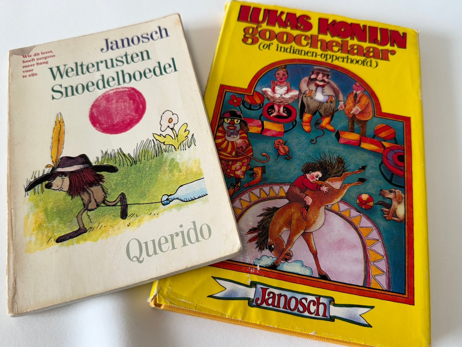 Janosch kinderboek Lukas Konijn en Weltrusten Snoedelboedel, Ophalen of Verzenden, Gelezen, Fictie algemeen