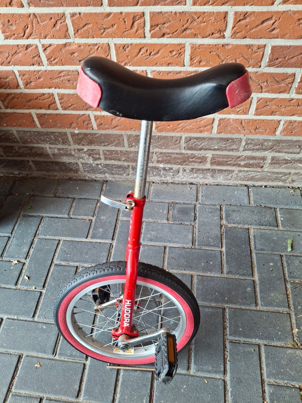 Hudora Eenwieler Rood - met standaard., Fietsen en Brommers, Fietsen | Eenwielers, Ophalen of Verzenden, Gebruikt