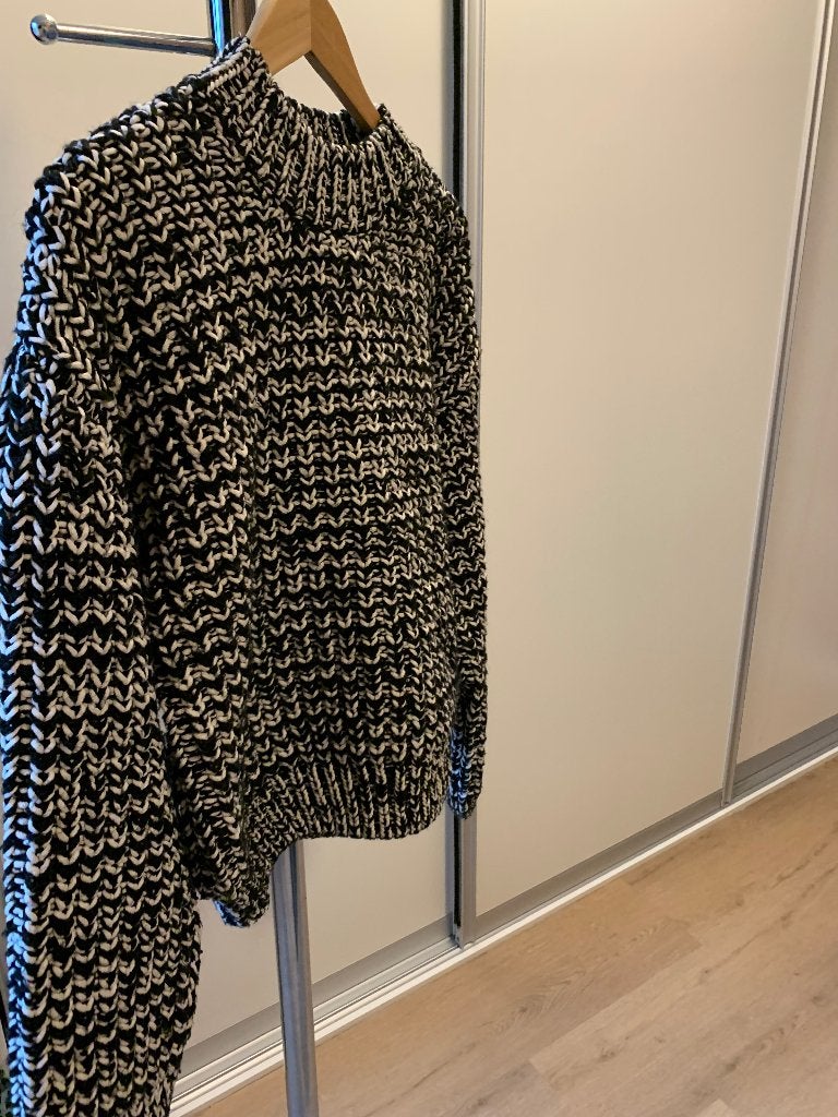 Zwart/witte trui van C&A maat XS., Zwart, Ophalen of Verzenden, Zo goed als nieuw, Maat 34 (XS) of kleiner