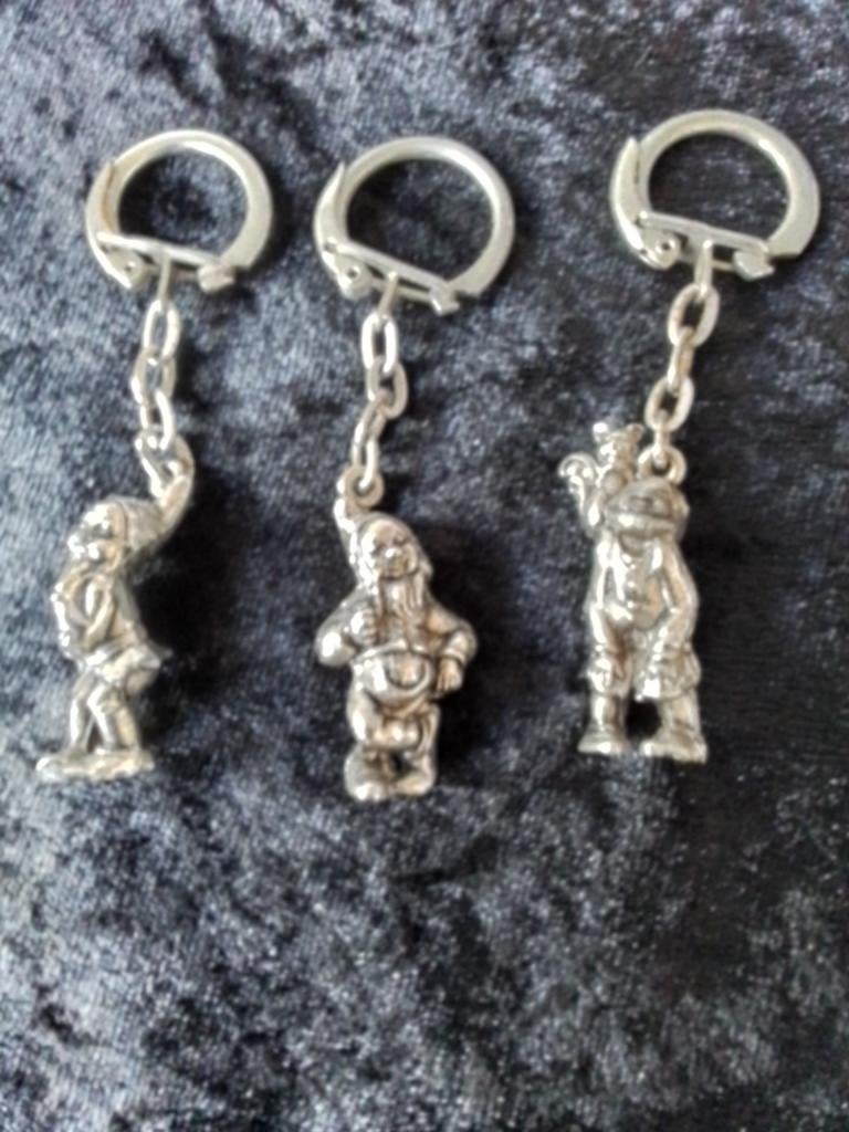 Drie verschillende Efteling  kabouter  sleutelhangers, Ophalen of Verzenden, Zo goed als nieuw, Beeldje of Poppetje