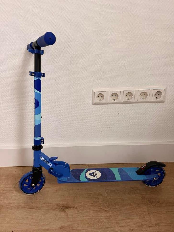 Apollo Moonracer step met LED-wielen, Fietsen en Brommers, Ophalen, Nieuw, Gewone step
