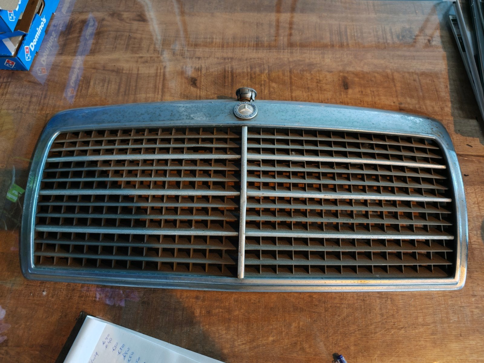 Mercedes-Benz Grille - Gebruikt W124, Gebruikt, Voor, Mercedes-Benz, Ophalen of Verzenden