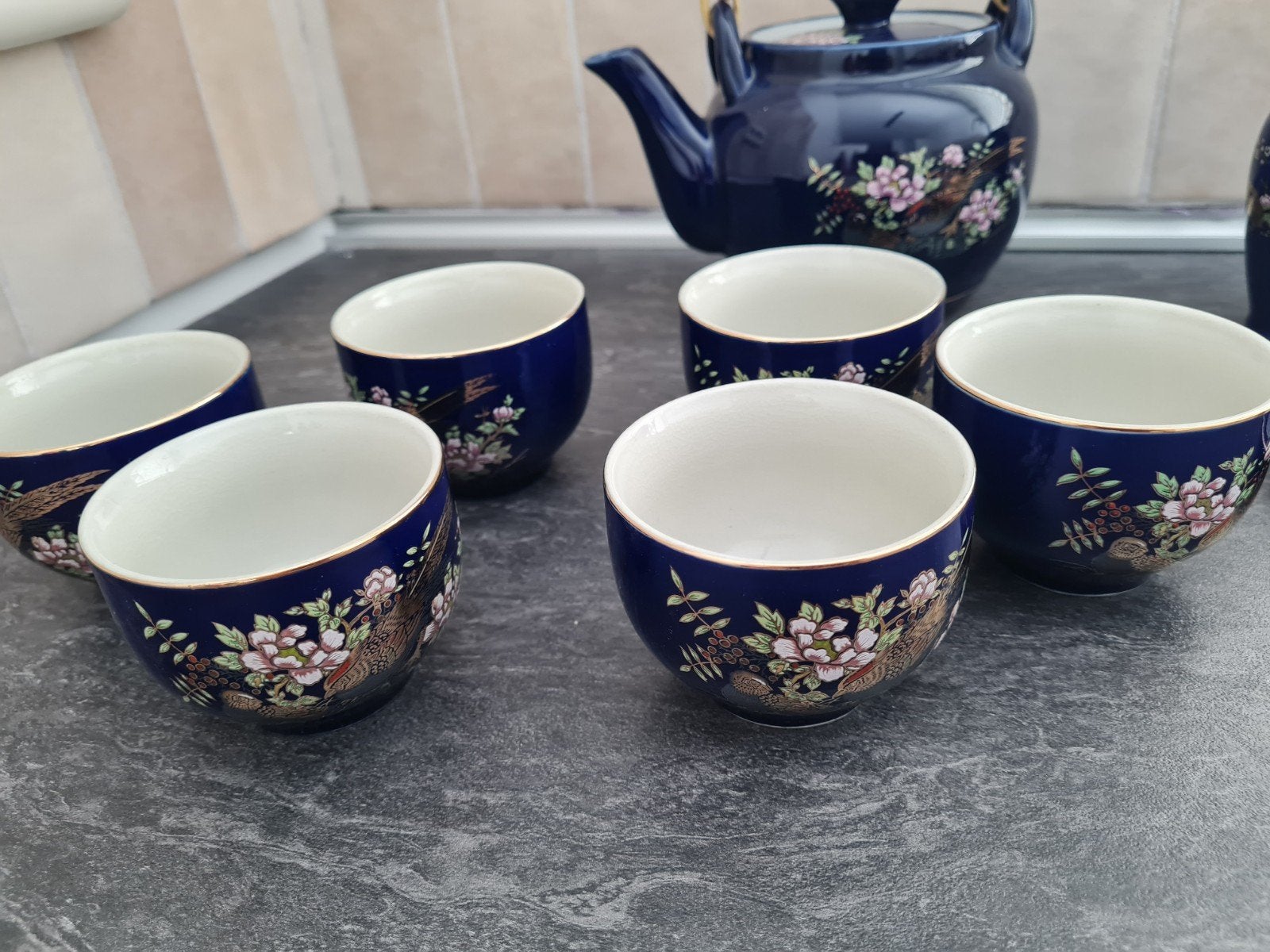Chinees theesetje: theekan en 6 kopjes, blauw met bloemen, Huis en Inrichting, Gebruikt, Keramiek, Ophalen of Verzenden, Overige stijlen