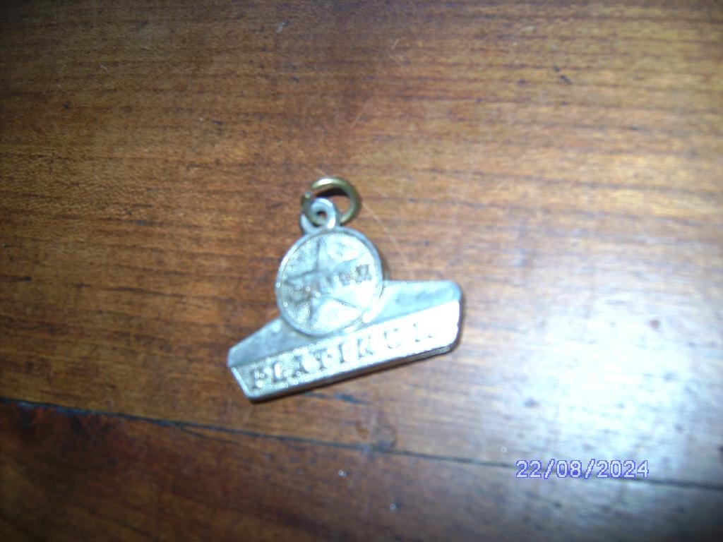 sleutelhanger benzine olie merk Caltex Platinum metaal, Ophalen of Verzenden, Gebruikt, Merk