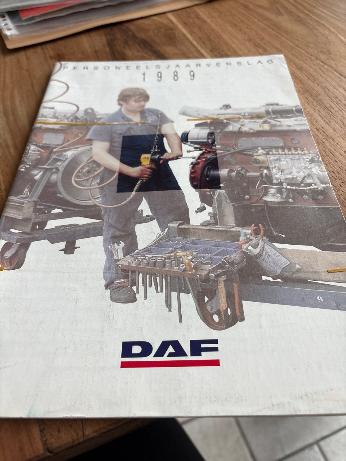 DAF Personeelsjaarverslag 1989 - Zeldzaam document, Ophalen of Verzenden, Gelezen, Overige merken