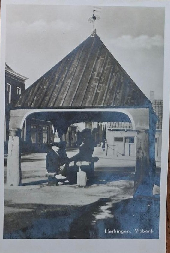Herkingen- Visbank in 1954, Verzenden, 1920 tot 1940, Gelopen, Zuid-Holland