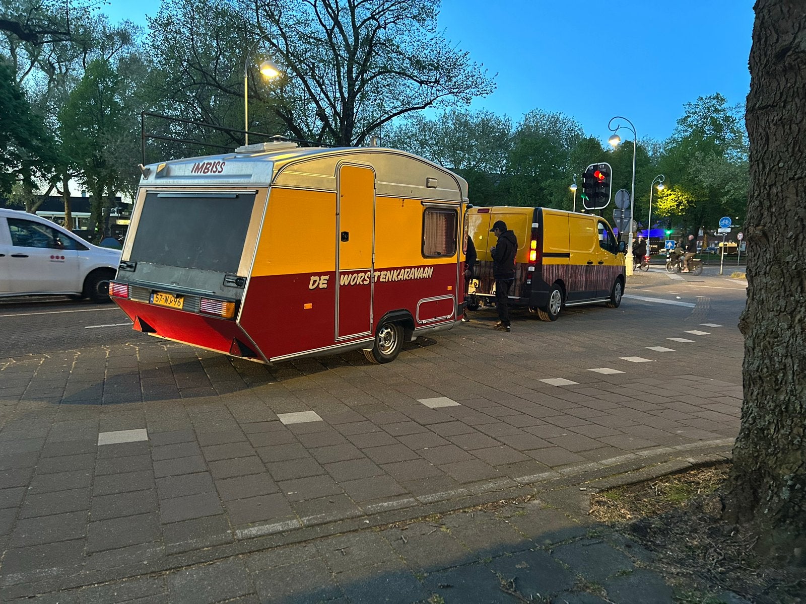 Te Koop :Duitse Foodtruck - complete professionele., Overige merken, Koelkast, Particulier, Overige