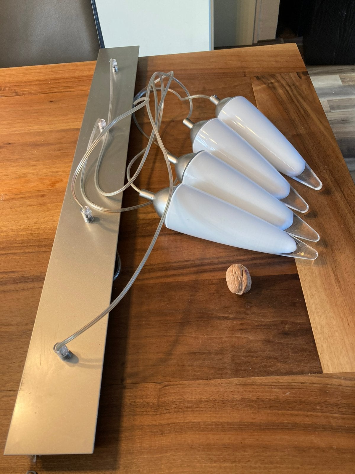 Hanglamp en rail met spots, Huis en Inrichting, Lampen | Hanglampen, Ophalen, Gebruikt