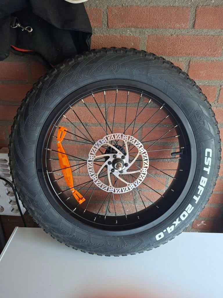 La Souris voorwiel 20x4.0 met schijfrem, Fietsen en Brommers, Fietsonderdelen, Wiel, La Souris, Ophalen of Verzenden, Zo goed als nieuw