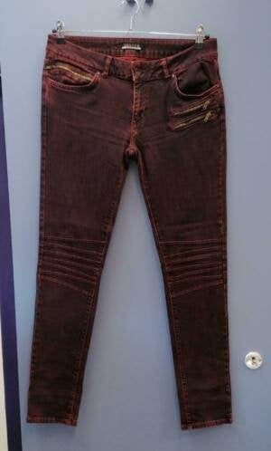 Costes bordeaux jeans model: Biker skinny mt 32 (L) nr 36320