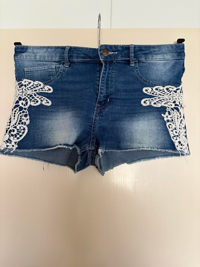 H&M Denim Shorts met Kant - Maat 170 (XS), Ophalen of Verzenden, Gebruikt, Meisje, Broek