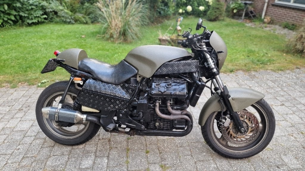Honda st1100 mad max uitvoering, 4 cilinders, Motorrijbewijs A, Gebruikt, Meer dan 35 kW